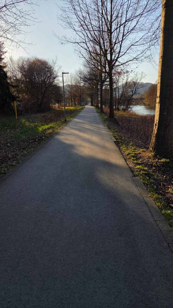 WhatsApp-Image-2026-03-04-at-18.22.35-576x1024 Bunter Radweg